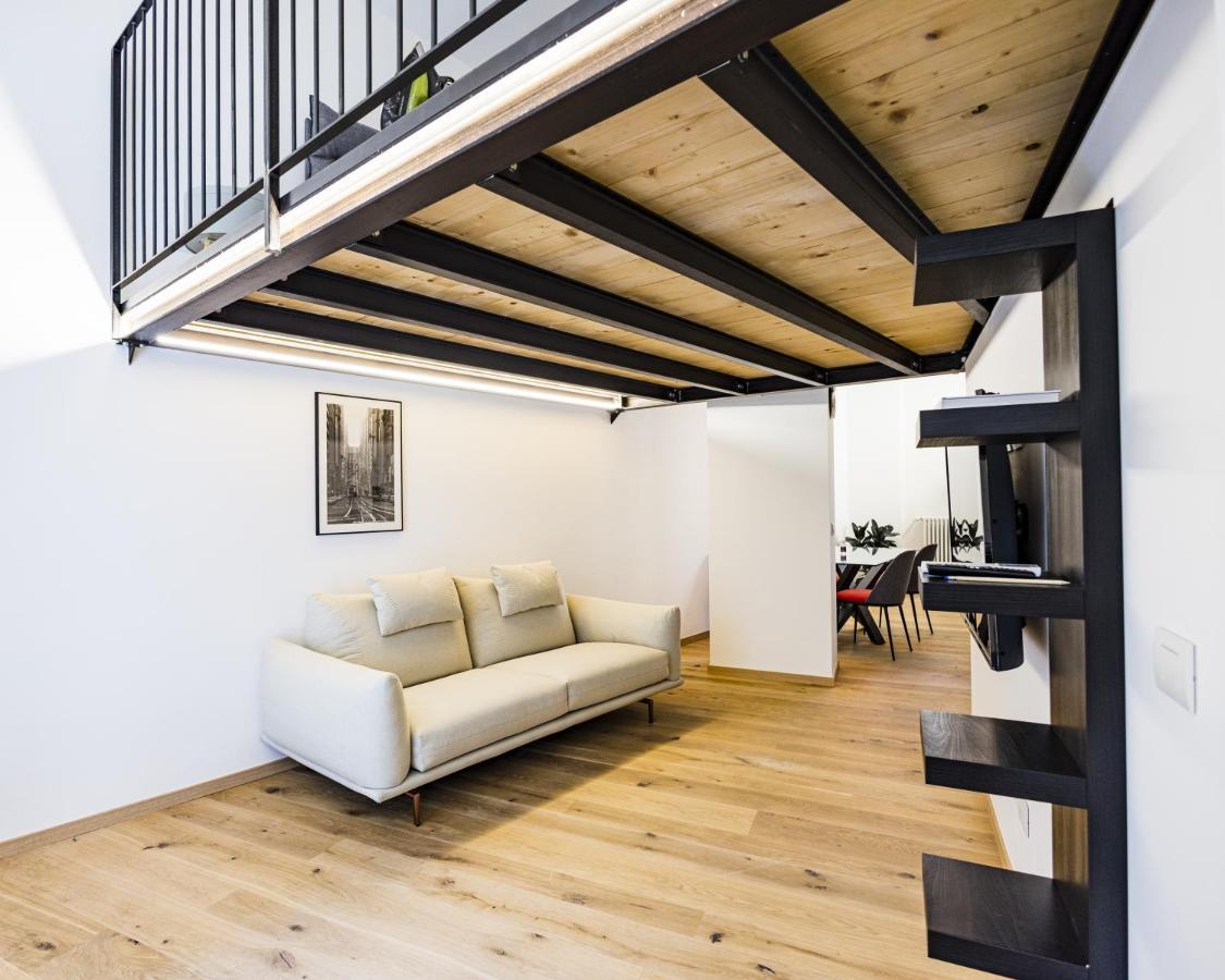 Loft La Sedia Rossa - Centro Storico Appartement Milaan Buitenkant foto