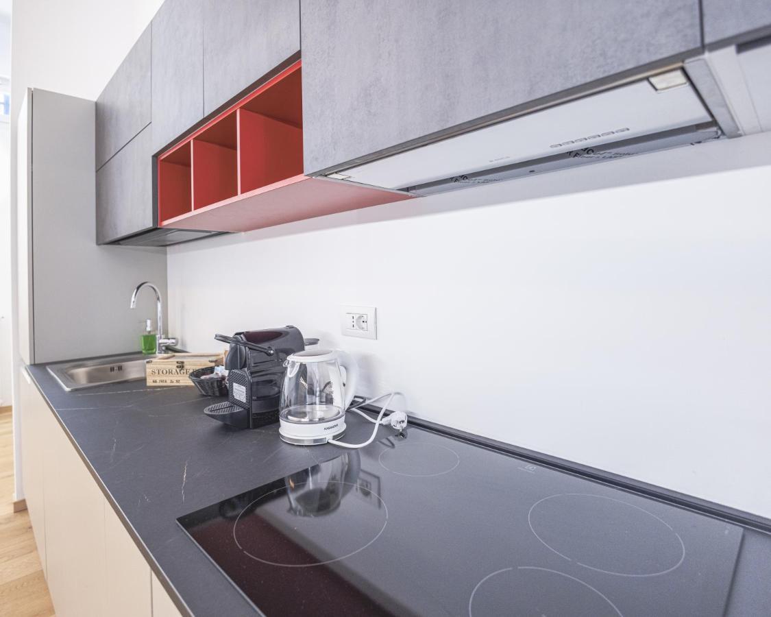 Loft La Sedia Rossa - Centro Storico Appartement Milaan Buitenkant foto