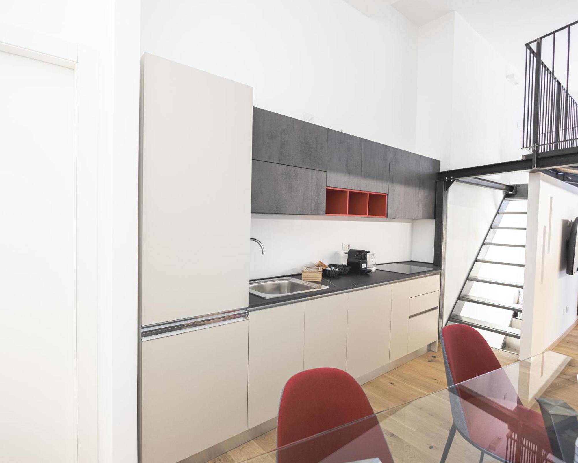 Loft La Sedia Rossa - Centro Storico Appartement Milaan Buitenkant foto